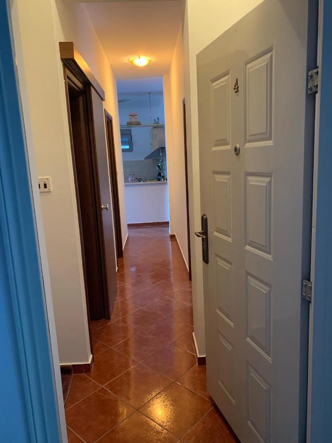 Apartment With Swimmingpool, Seaview And Large Terrace, 1St Floor, Min 2 Persons Dobrota Exterior foto