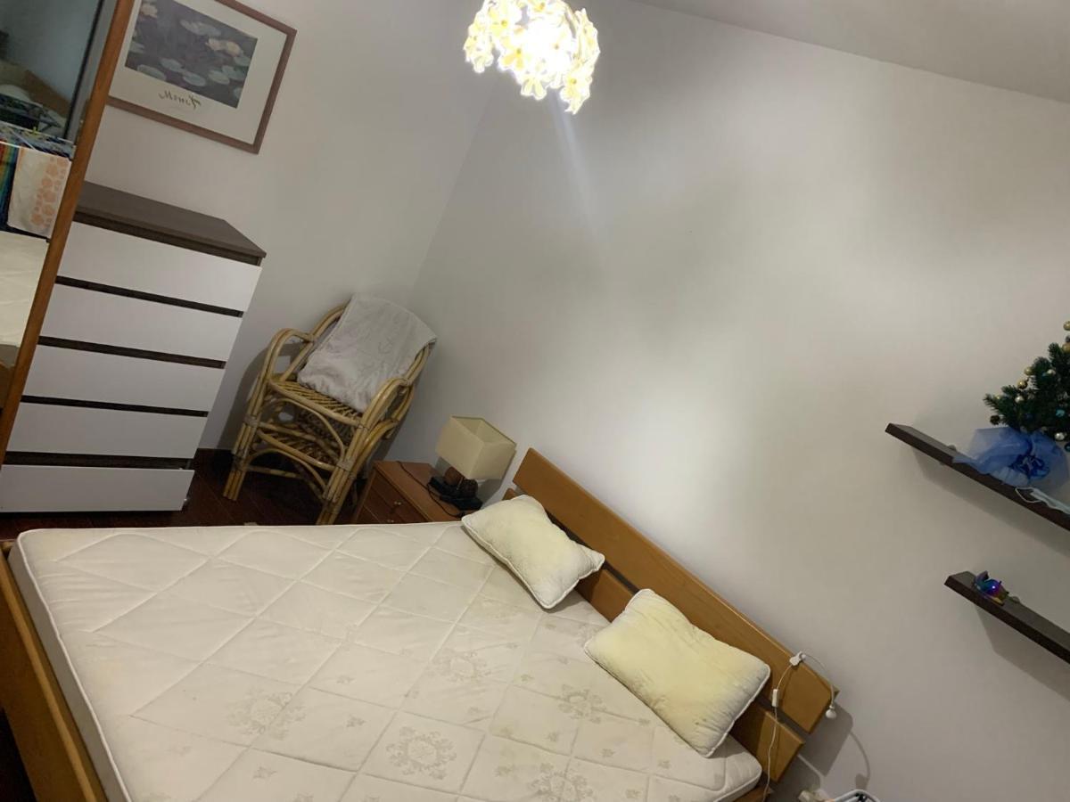 Apartment With Swimmingpool, Seaview And Large Terrace, 1St Floor, Min 2 Persons Dobrota Exterior foto