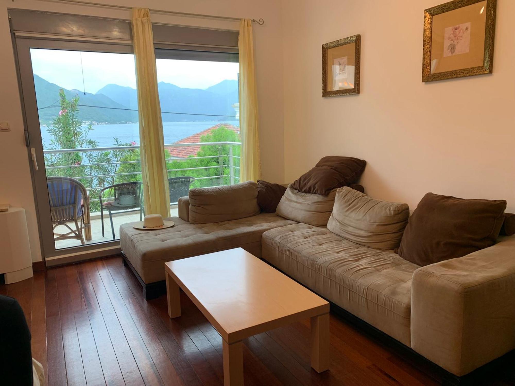 Apartment With Swimmingpool, Seaview And Large Terrace, 1St Floor, Min 2 Persons Dobrota Exterior foto